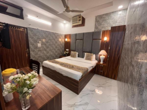 Hotel Embassy